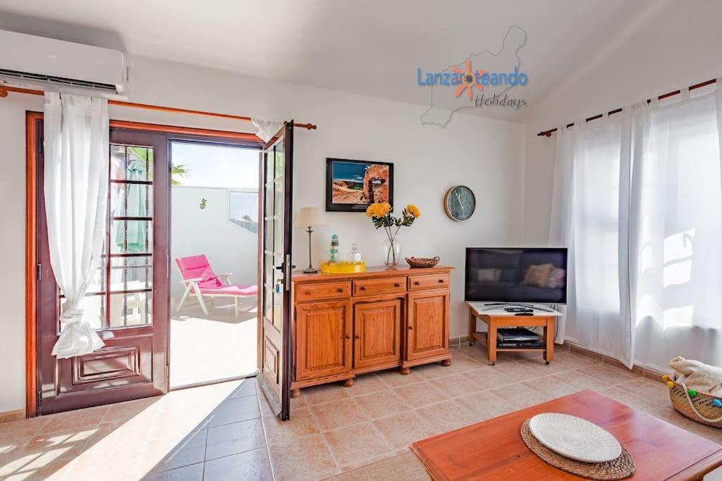 Casita El Faro En Playa Bastian Aircon In The Bedrooms Vv Costa Teguise Zewnętrze zdjęcie
